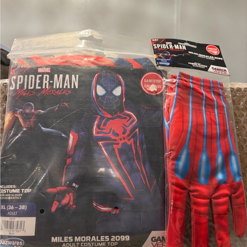 Marvel Spider-Man Miles Morales 2099  Costume Cosplay Top & Gloves - New